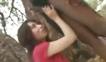 De las 40 semanas de embarazo, chicas calientes masturvandose en el centro de la ciudad