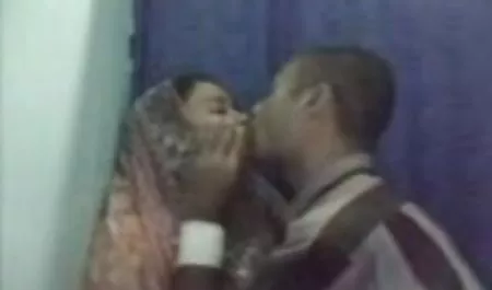 Cuando usted siente que mamacitas calientes xxx sus amigos degustar lo mejor de usted