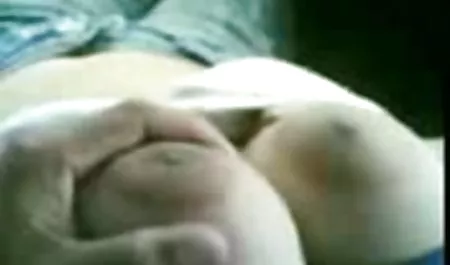 Sexo chicas calientes desnudas en la lavadora