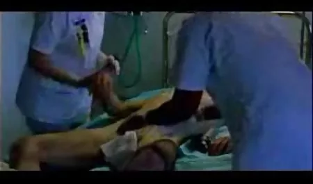 Golpeó primero a casa con el estudiante, lindo, señoras calientes caseras joven