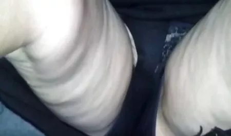 Chica con grandes pechos trios maduras calientes en mi culo y luego quiere sexo anal