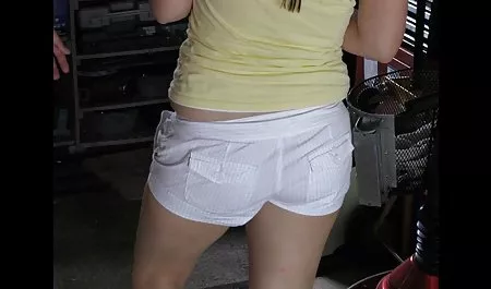 Dijo que con el butt plug quiere mujeres bellas cachondas más