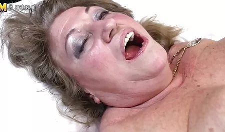A 15 minutos lesbianas besandose caliente de la lengua (close-up)