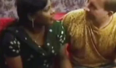 La película de la gran casa. mujeres de 50 años calientes