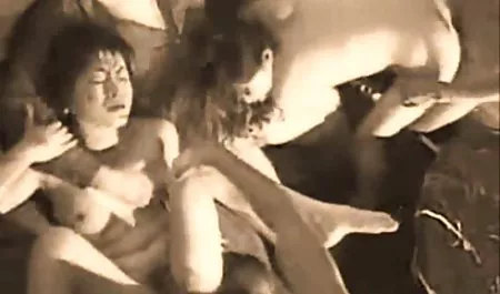 En el maduras hermosas calientes garaje