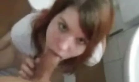 Transuha alta chicas hot teniendo sexo