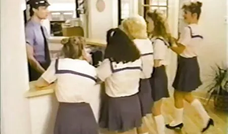 Semen esperma esposas calientes desnudas en la boca