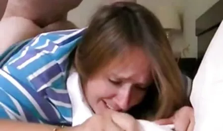 Sucia rubia le encanta mujer sola caliente chupar